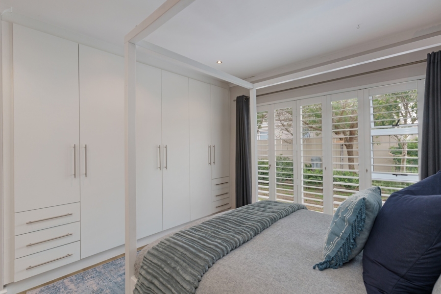 4 Bedroom Property for Sale in Sunningdale Western Cape